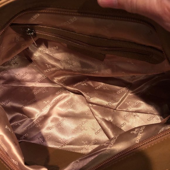 Petusco Leather Shoulder Bag - Picture 5 of 6